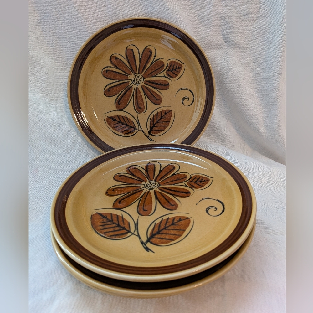 Vintage La Mesa Stoneware Bread Plates - Set Of 4